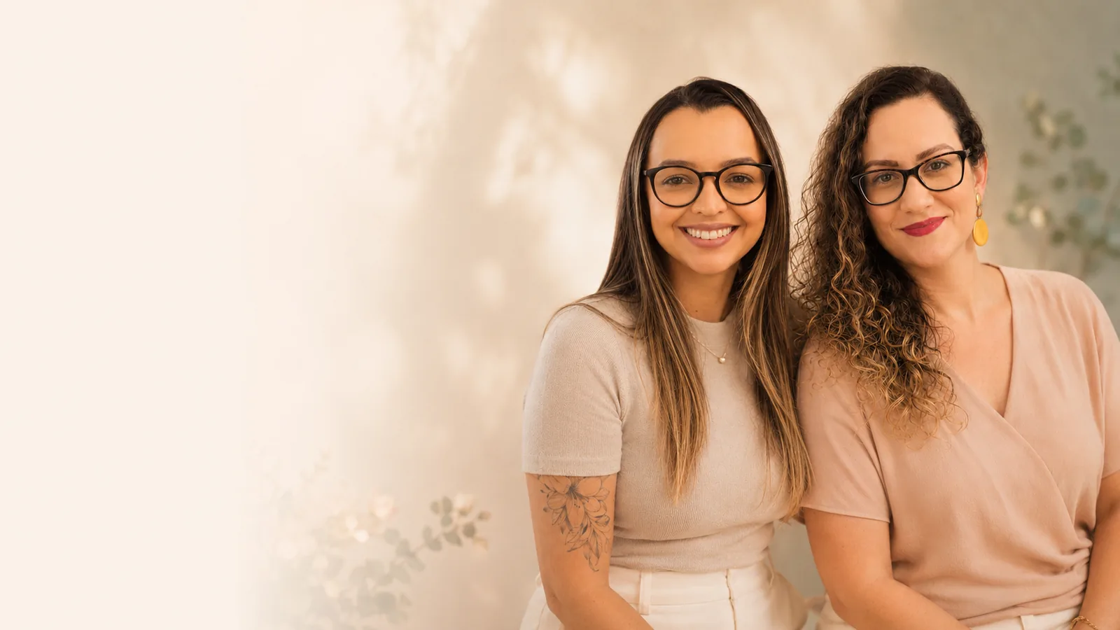 Beth Soares e Patrícia Pinheiro, psicólogas do Consultório Floresça